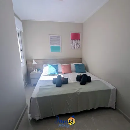 Holiday home Modern 3 Bedroom Townhouse With Communal Pool Lb24