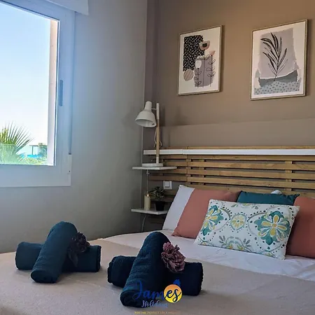 Modern 3 Bedroom Townhouse With Communal Pool Lb24 Torrevieja